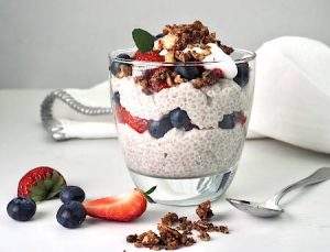 Yoghurt Chia Pudding contains liver cleansing foods 